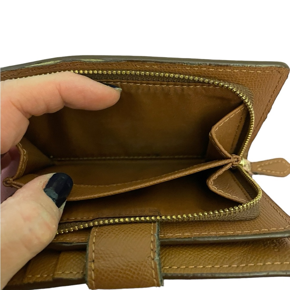 Coach Medium Corner Zip Wallet In Signature Canvas - Picture 6 of 8